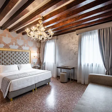 Ξενοδοχείο Palazzo San Lorenzo 4*