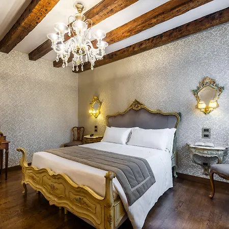 ホテル Palazzo San Lorenzo 4*