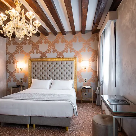 Palazzo San Lorenzo ヴェネツィア