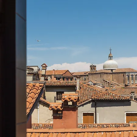 Palazzo San Lorenzo ホテル 4*