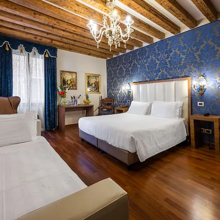 Palazzo San Lorenzo Hotel