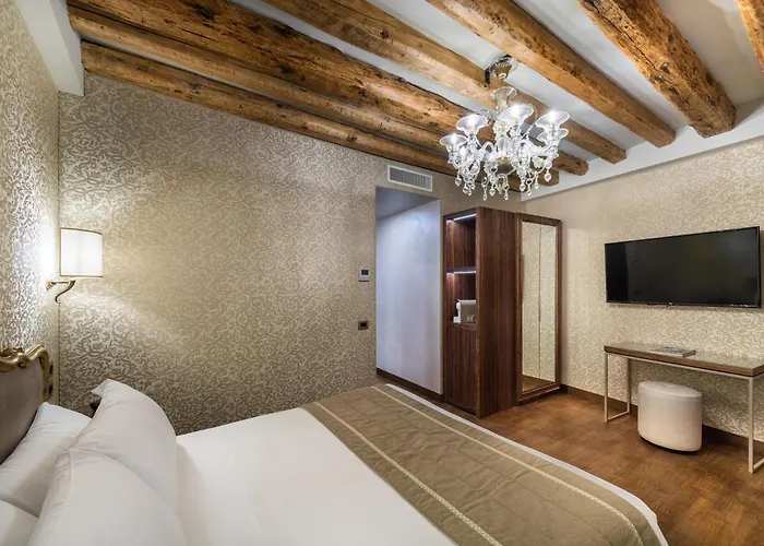 Palazzo San Lorenzo 4*