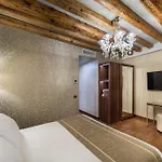 Palazzo San Lorenzo 4*