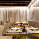 Palazzo San Lorenzo 4*